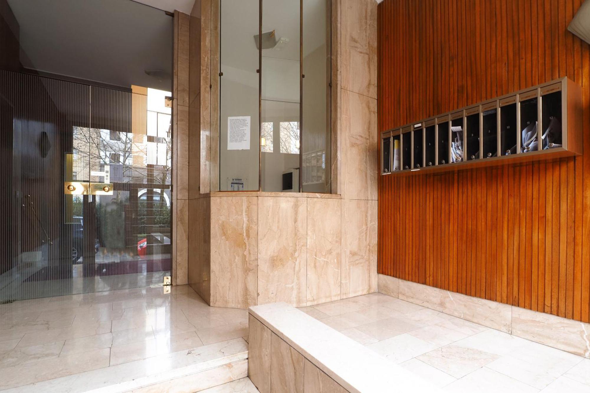 Mila Apartments Fiera Milan Bagian luar foto